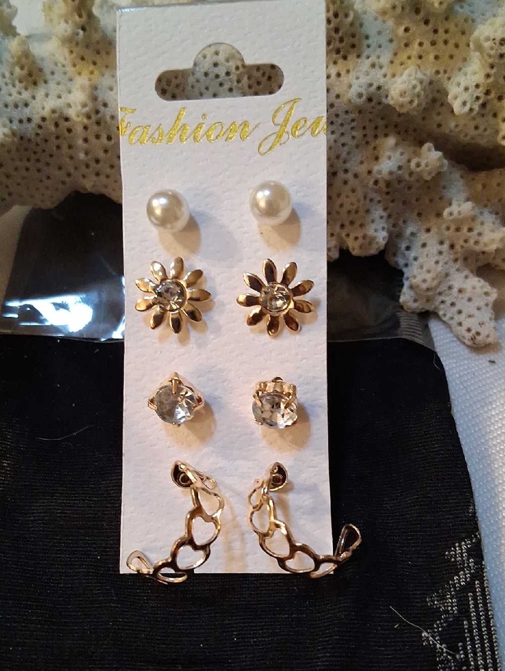 Fashion Jewelry Gold and White Mixed Earring Set